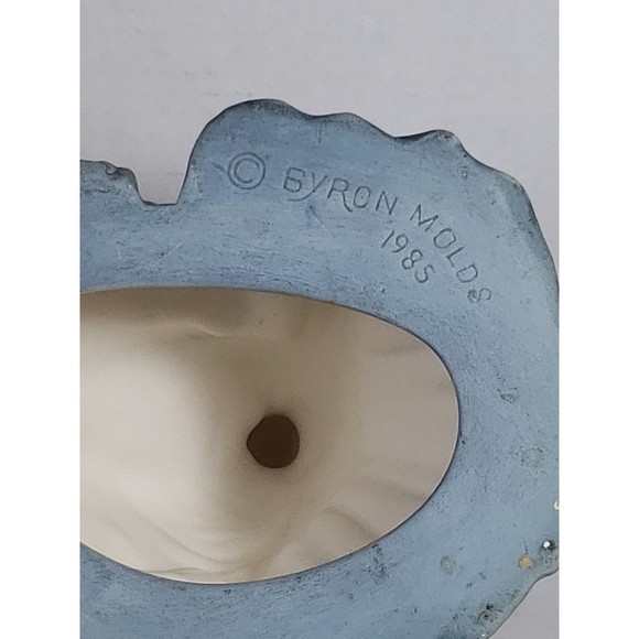 VTG Lasting Devotion: Retro Brody Figurine of Jesus in Contemplation Prayer - Picture 10 of 11